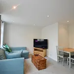 Modern Flat With Parking